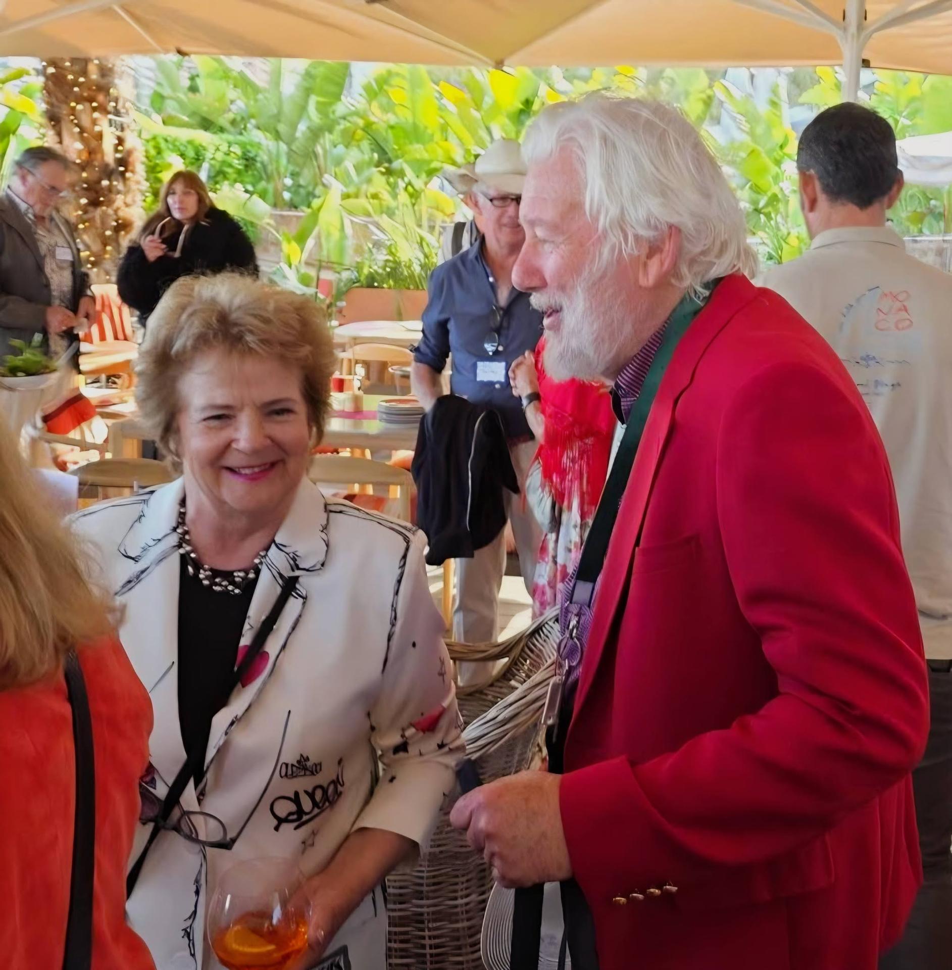 Conversation at a members' lunch